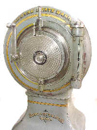Cannonball Safe front view